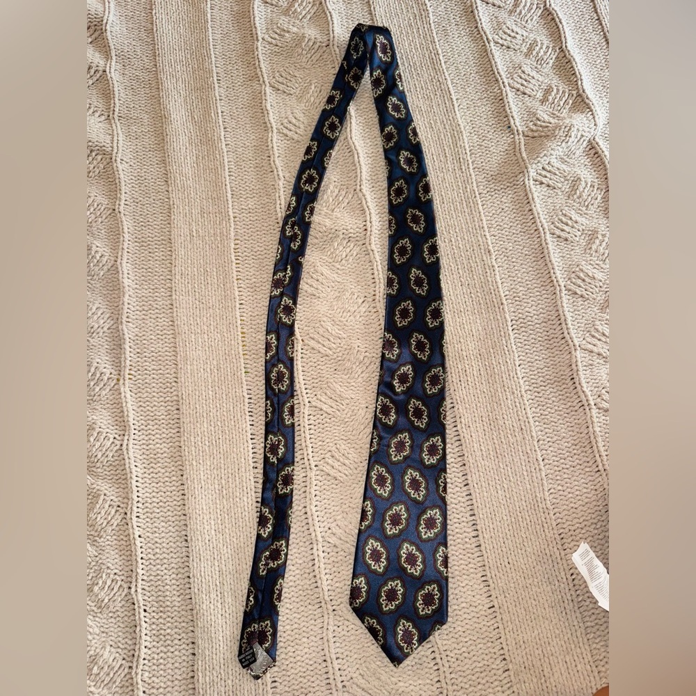 Cristian Dior Elegant Navy Floral Men's Tie